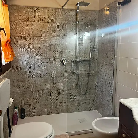Ariedo Oda ve Kahvaltı 3*